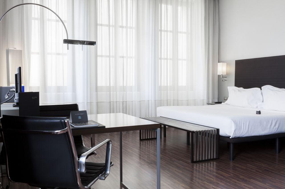Ac Hotel Torino By Marriott Bagian luar foto