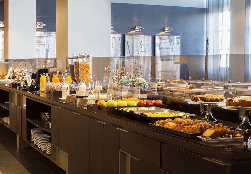 Ac Hotel Torino By Marriott Bagian luar foto