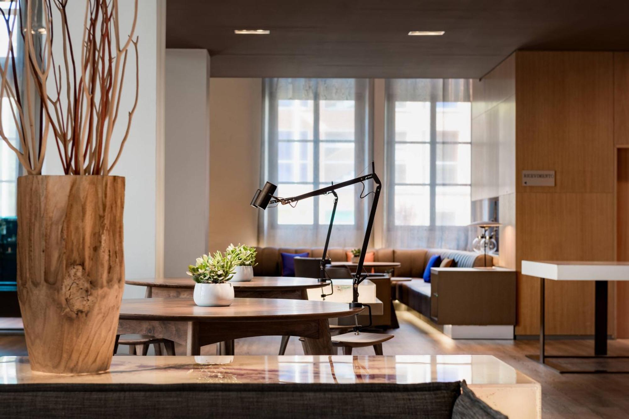 Ac Hotel Torino By Marriott Bagian luar foto