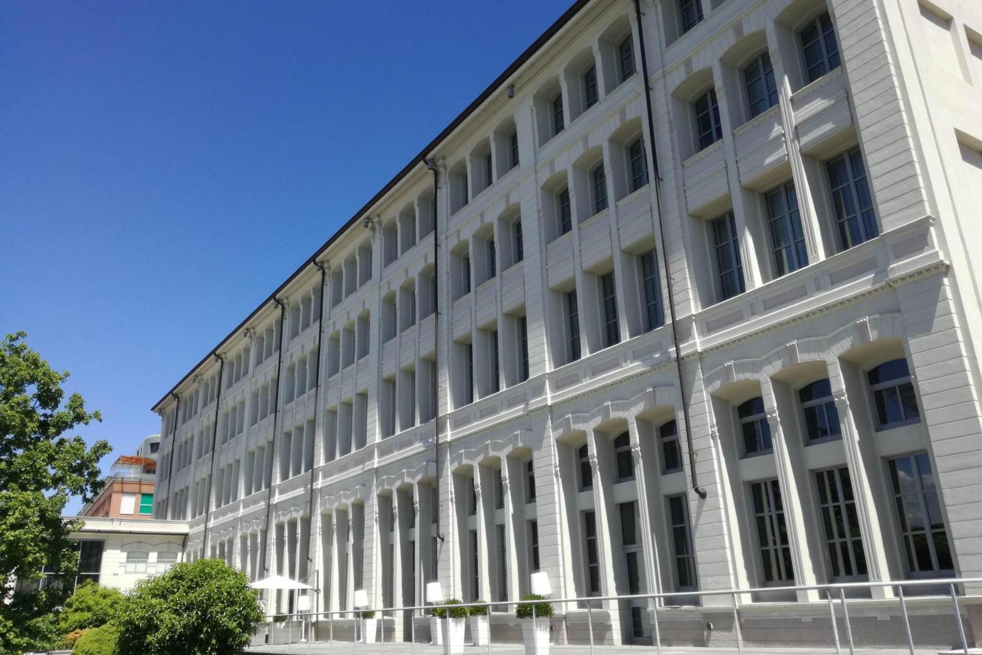 Ac Hotel Torino By Marriott Bagian luar foto