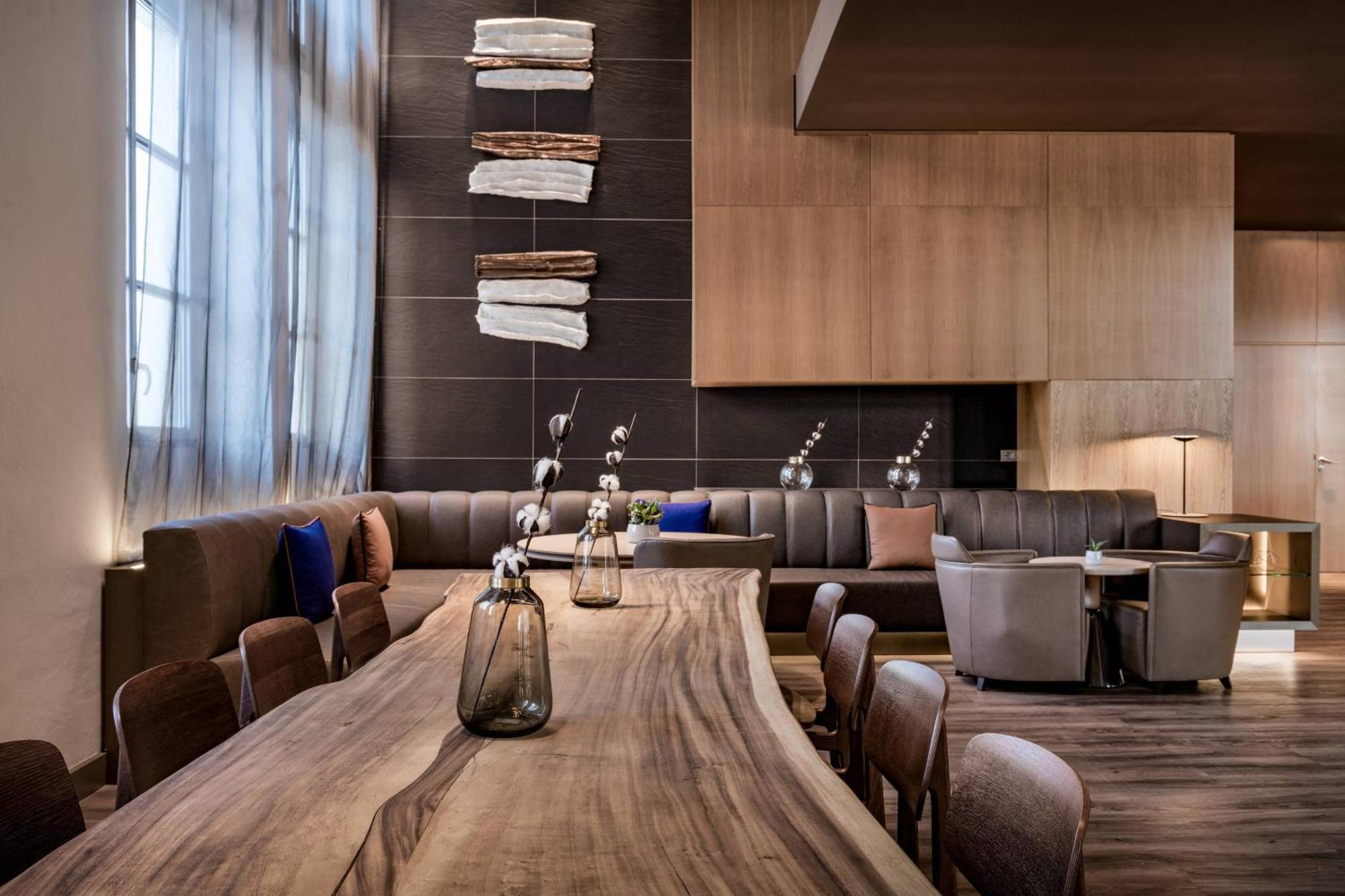 Ac Hotel Torino By Marriott Bagian luar foto