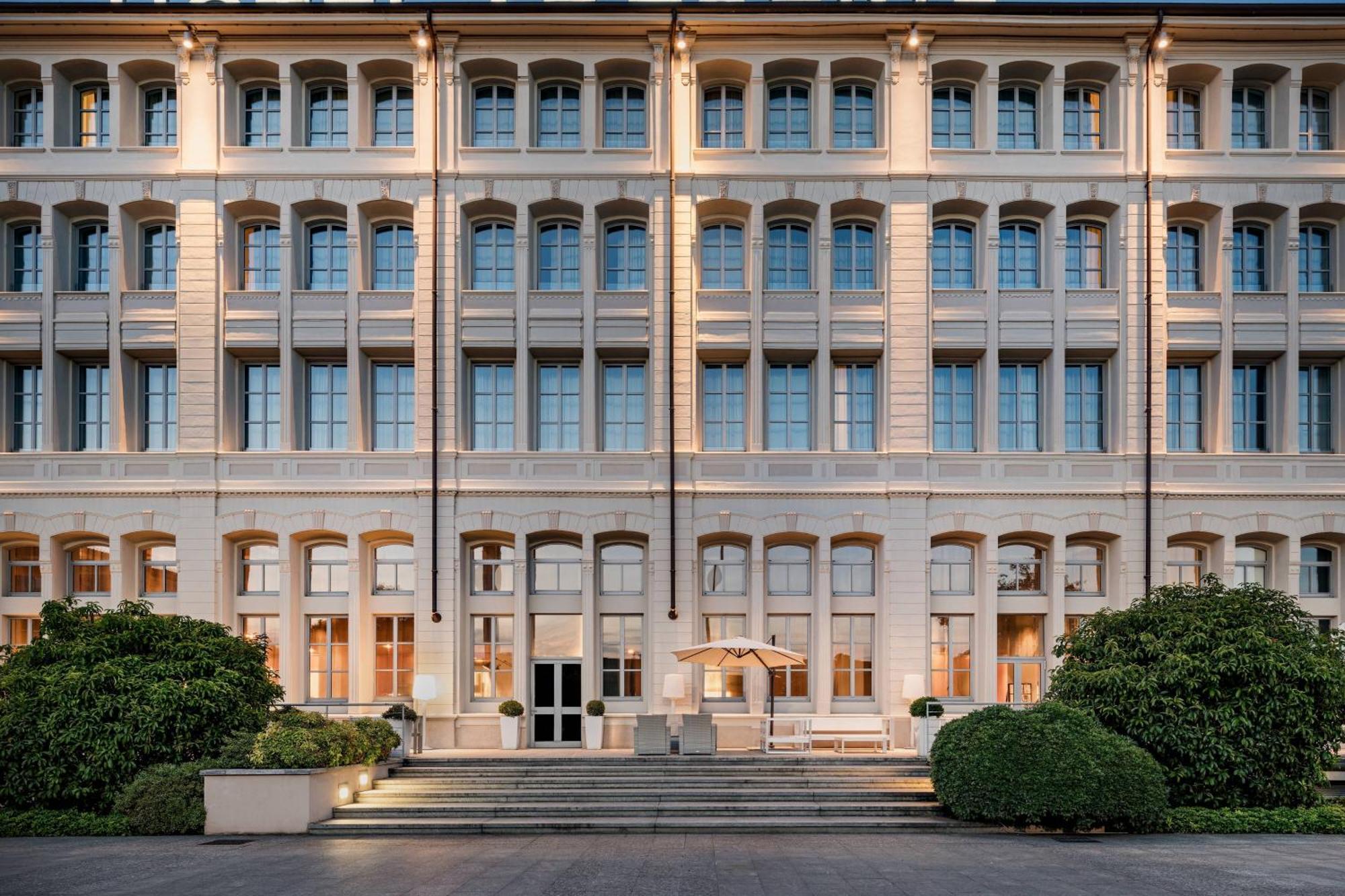 Ac Hotel Torino By Marriott Bagian luar foto