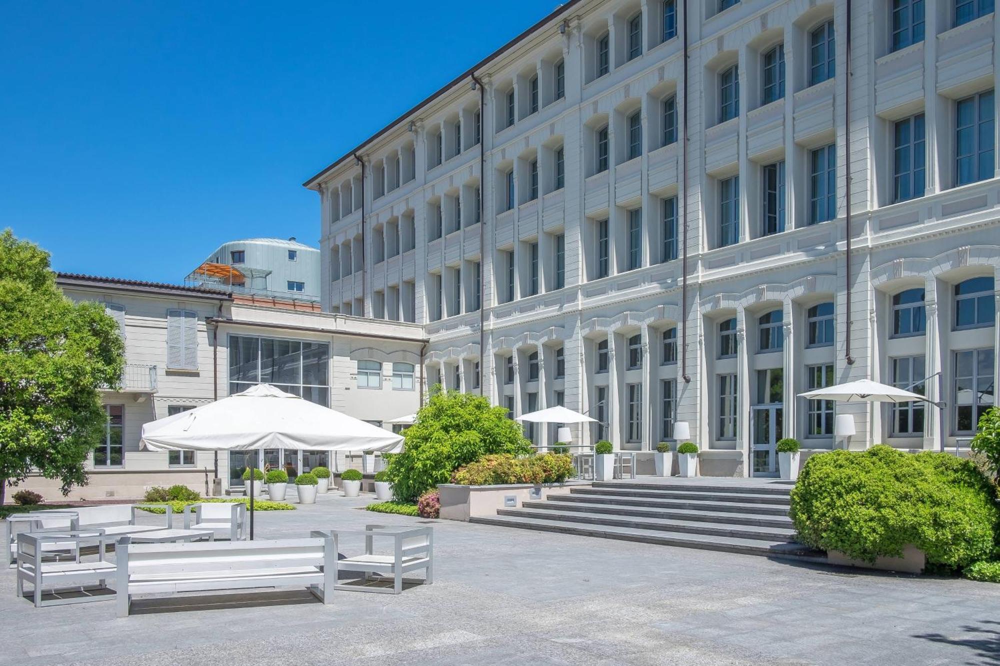 Ac Hotel Torino By Marriott Bagian luar foto